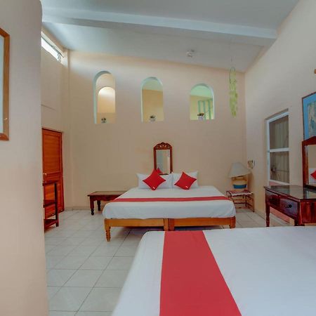 Oyo Hotel Casa Ada Zihuatanejo Kültér fotó