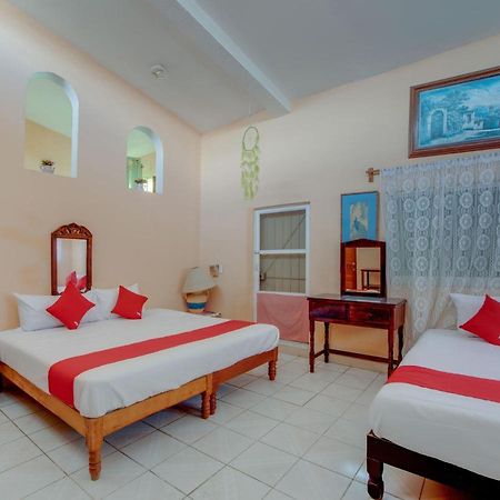 Oyo Hotel Casa Ada Zihuatanejo Kültér fotó