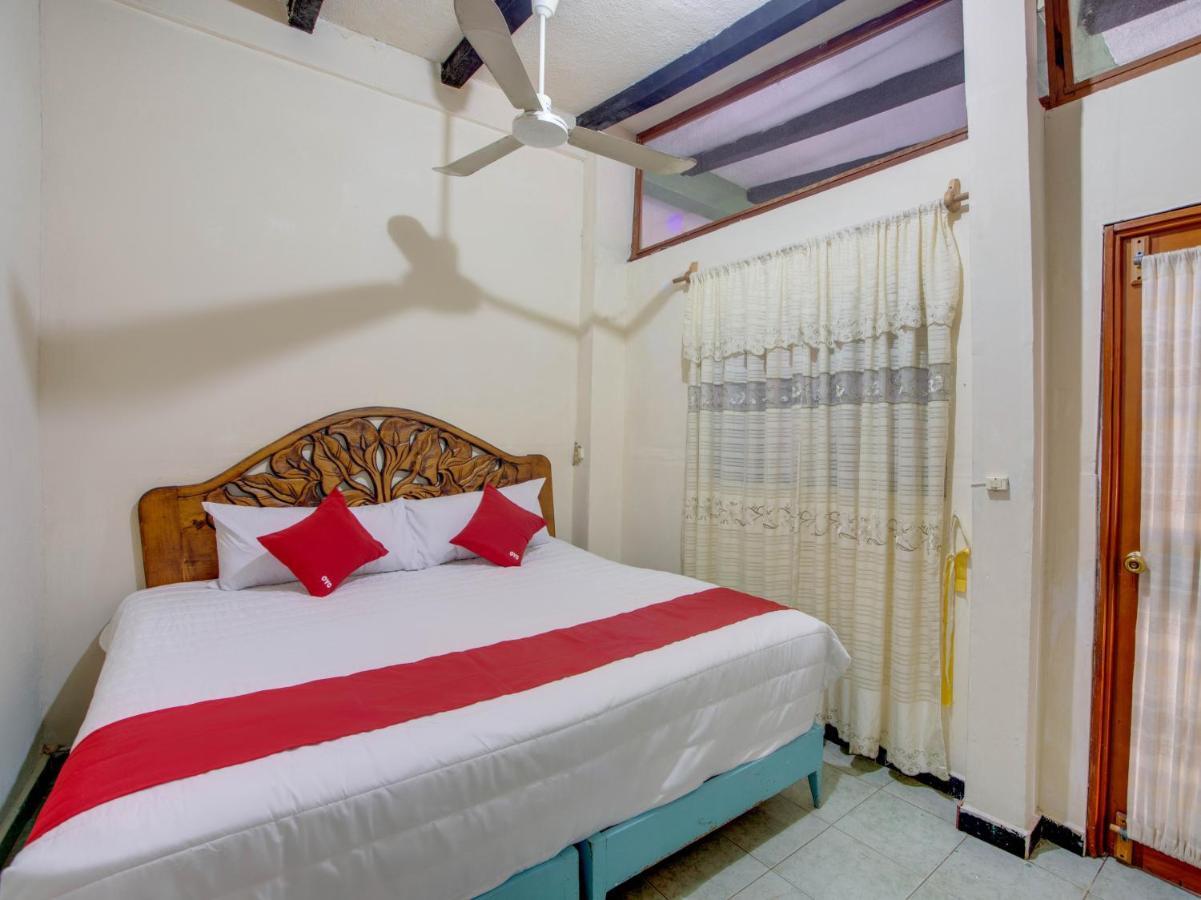 Oyo Hotel Casa Ada Zihuatanejo Kültér fotó