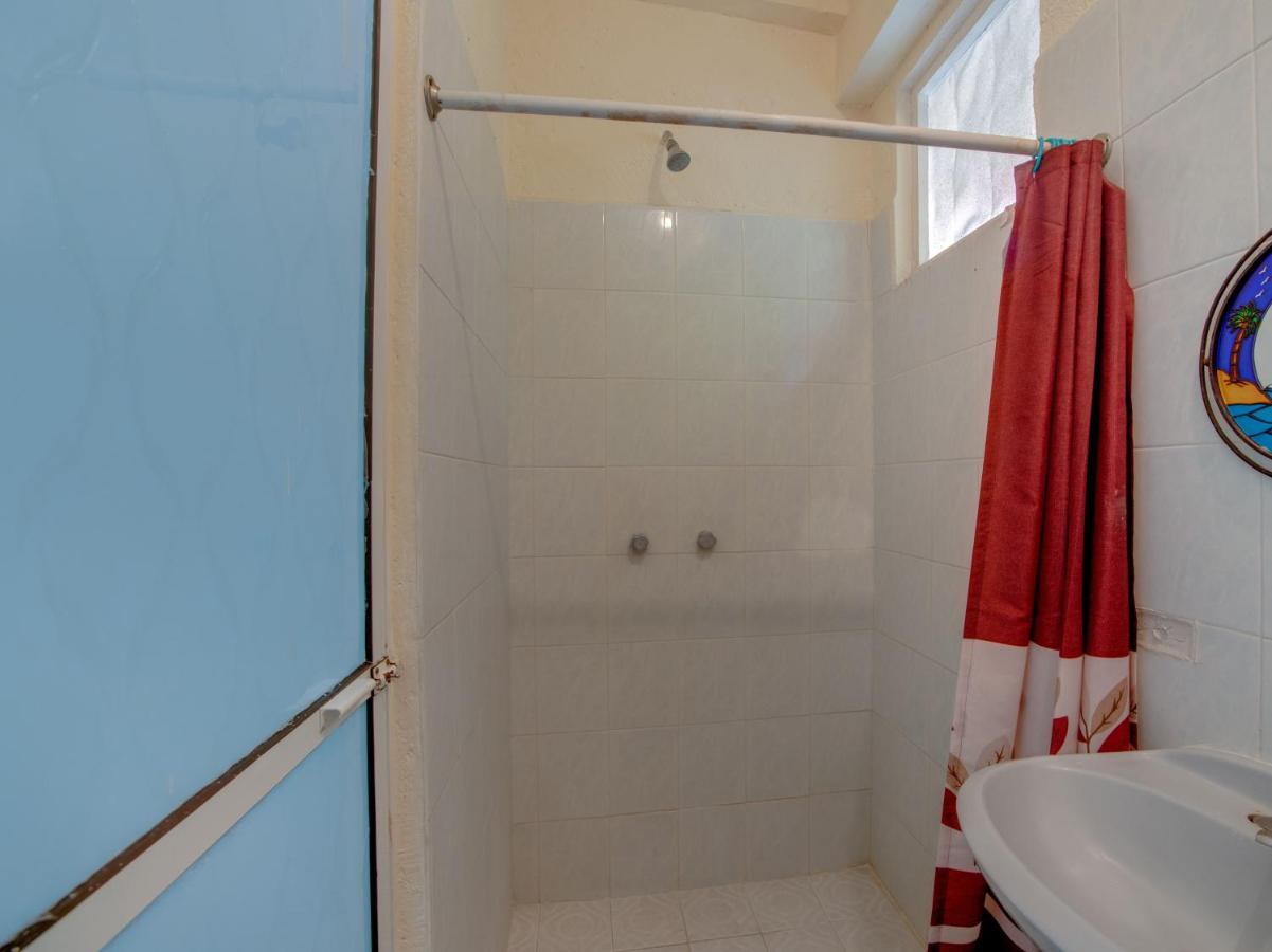 Oyo Hotel Casa Ada Zihuatanejo Kültér fotó