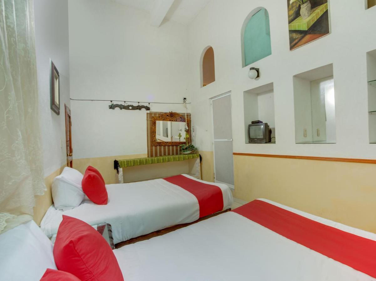Oyo Hotel Casa Ada Zihuatanejo Kültér fotó